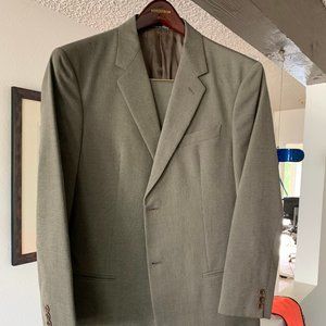 Armani – Men’s Suit (Brown)